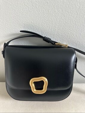 Songmont Tofu bag - medium - Black Leather Crossbody with Gold Sculpted Buckle